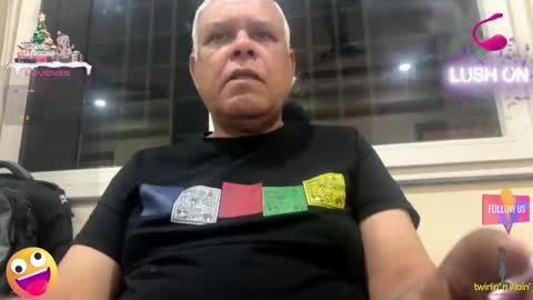 Snapshot of maturedman_44 chatting on 01-19-26, 01:15 DEV online show from 01-19-26, 01:15