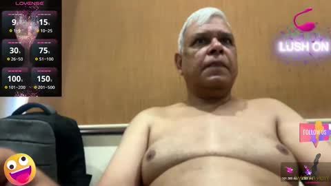 Snapshot of maturedman_44 chatting on 02-06-26, 01:54 DEV online show from 02-06-26, 01:54