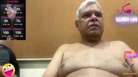 Snapshot of maturedman_44 chatting on 02-18-26, 01:45 DEV online show from 02-18-26, 01:45