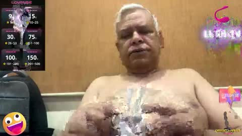 Snapshot of maturedman_44 chatting on 02-22-26, 01:18 DEV online show from 02-22-26, 01:18