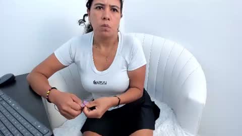Snapshot of maturehard50 chatting on 06-24-26, 12:26 MARIA online show from 06-24-26, 12:26