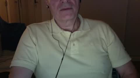 Snapshot of maturehotman chatting on 01-02-25, 08:46 maturehotman online show from 01-02-25, 08:46