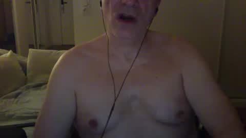 Snapshot of maturehotman chatting on 02-03-25, 10:00 maturehotman online show from 02-03-25, 10:00