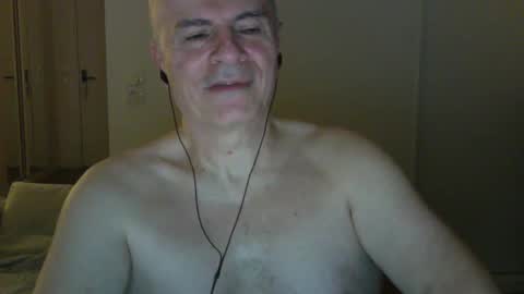 Snapshot of maturehotman chatting on 02-05-25, 05:41 maturehotman online show from 02-05-25, 05:41