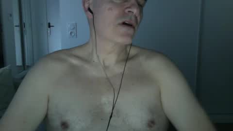 Snapshot of maturehotman chatting on 03-02-25, 06:37 maturehotman online show from 03-02-25, 06:37