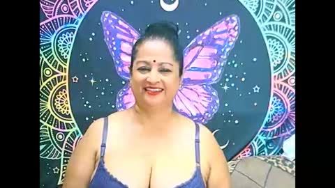 matureindian4u65 online show from 03-03-25, 09:37