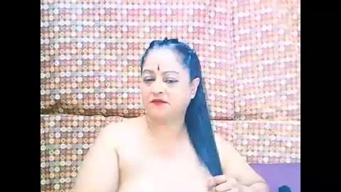 Snapshot of matureindian654u chatting on 05-14-26, 09:38 matureindian654u online show from 05-14-26, 09:38