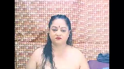 Snapshot of matureindian654u chatting on 05-16-26, 04:39 matureindian654u online show from 05-16-26, 04:39