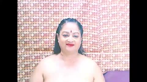 Snapshot of matureindian654u chatting on 05-20-26, 05:52 matureindian654u online show from 05-20-26, 05:52