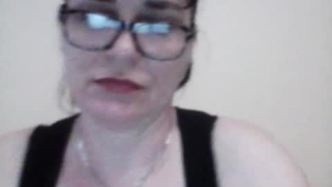 Monica online show from 03-18-26, 04:32