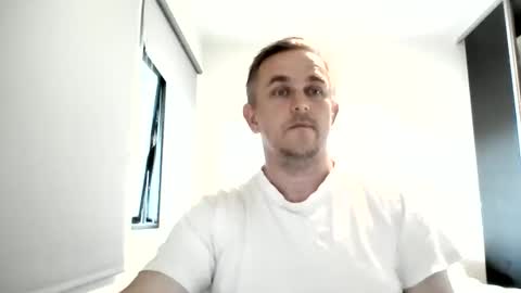 Snapshot of matureontheedge chatting on 06-06-26, 12:32 matureontheedge online show from 06-06-26, 12:32