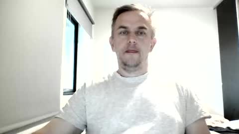 Snapshot of matureontheedge chatting on 06-07-26, 06:06 matureontheedge online show from 06-07-26, 06:06
