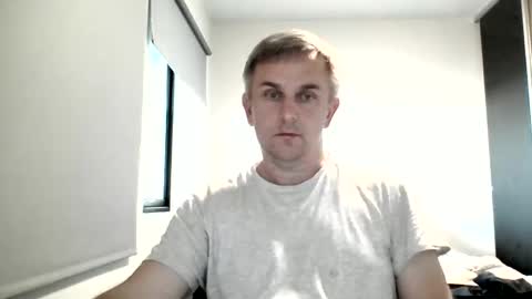 Snapshot of matureontheedge chatting on 06-09-26, 05:35 matureontheedge online show from 06-09-26, 05:35