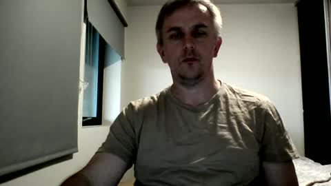 Snapshot of matureontheedge chatting on 06-12-26, 05:34 matureontheedge online show from 06-12-26, 05:34