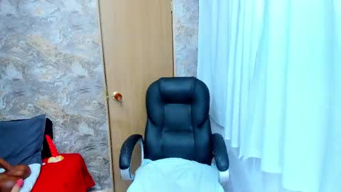 maturepure_ online show from 04-29-26, 10:38