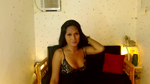 Snapshot of maturity_mommy_intown chatting on 09-10-25, 07:58 maturity_mommy_intown online show from 09-10-25, 07:58