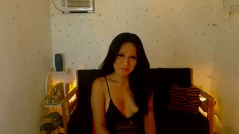 Snapshot of maturity_mommy_intown chatting on 10-05-25, 07:56 maturity_mommy_intown online show from 10-05-25, 07:56