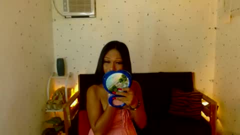 Snapshot of maturity_mommy_intown chatting on 10-06-25, 10:02 maturity_mommy_intown online show from 10-06-25, 10:02