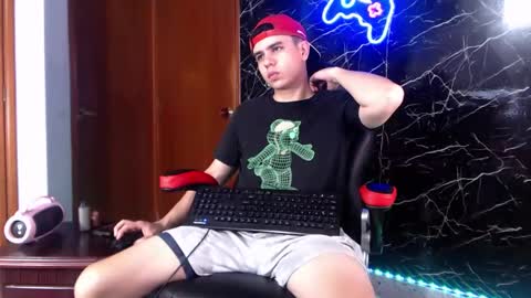 Matias online show from 12-10-24, 07:22