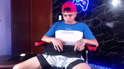 Matias online show from 01-06-25, 08:18