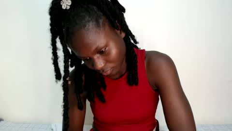 Snapshot of maui_001 chatting on 06-26-26, 11:58 moh online show from 06-26-26, 11:58