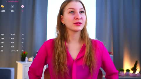 maureencoombs online show from 04-12-26, 05:23