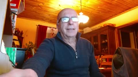 Maurice online show from 12-19-24, 10:10