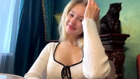 Eva  1st day online show from 06-30-26, 06:47