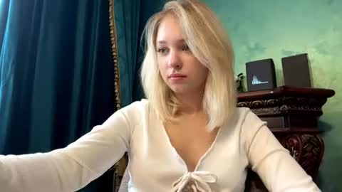 Eva  1st day online show from 07-13-26, 07:00