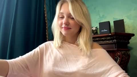 Eva  1st day online show from 07-14-26, 07:13