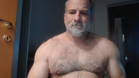 mauro1971 online show from 10-05-25, 06:17
