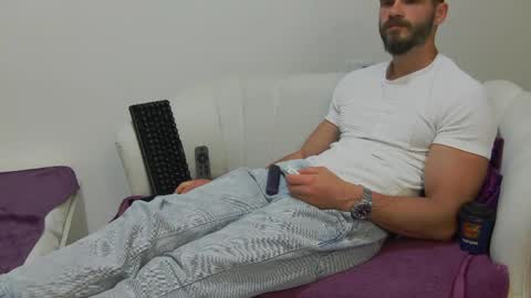 mauro_real_man online show from 05-03-26, 06:47