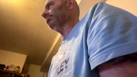 maverick7000 online show from 11-21-25, 04:44