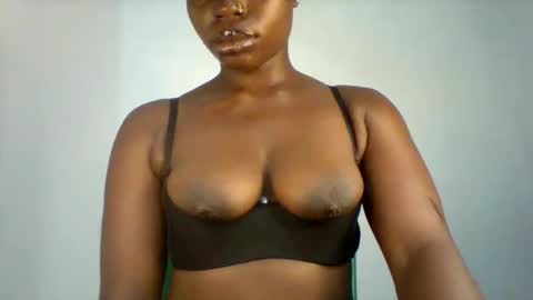 Snapshot of maverlous_pussy900 chatting on 02-15-26, 03:20 Maverlous pussy online show from 02-15-26, 03:20