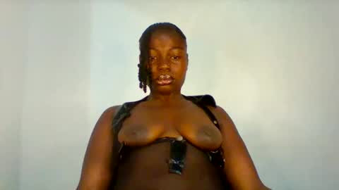 Snapshot of maverlous_pussy900 chatting on 02-20-26, 07:32 Maverlous pussy online show from 02-20-26, 07:32