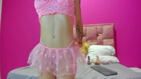 Snapshot of mavie_ivanova chatting on 04-16-26, 12:17 mavie_ivanova online show from 04-16-26, 12:17