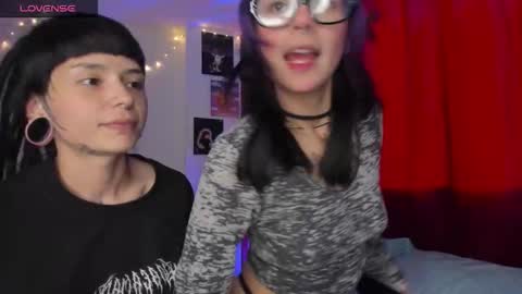 Snapshot of mavimist_ chatting on 03-12-26, 10:38 mavimist_ online show from 03-12-26, 10:38