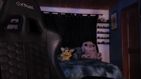 Hilary online show from 12-11-24, 01:58