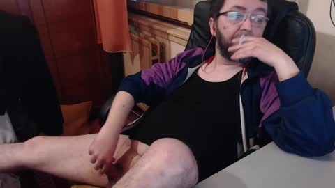 Max online show from 12-31-24, 07:10