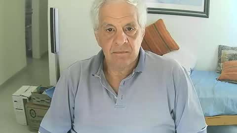 Snapshot of max_2017 chatting on 01-18-25, 08:09 max_2017 online show from 01-18-25, 08:09