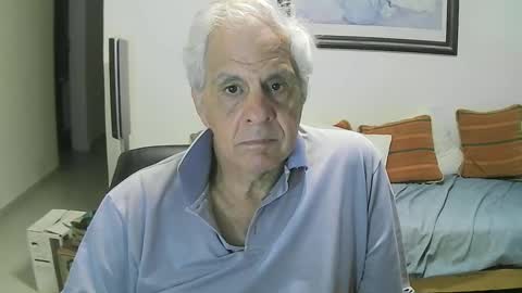 Snapshot of max_2017 chatting on 02-05-25, 02:40 max_2017 online show from 02-05-25, 02:40