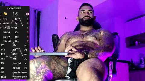 max__prada online show from 02-13-26, 02:40