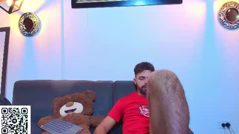 Max  Ashley online show from 06-17-26, 01:34