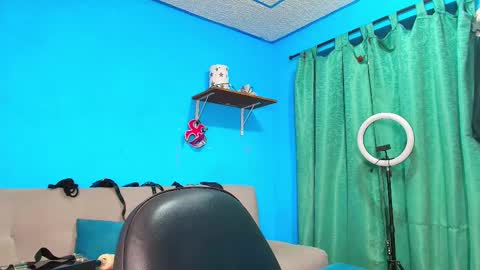 max_brown21 online show from 01-28-25, 05:11