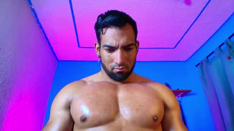 max_brown21 online show from 01-31-25, 05:32