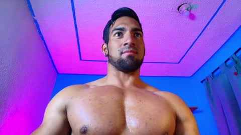 max_brown21 online show from 01-31-25, 08:33