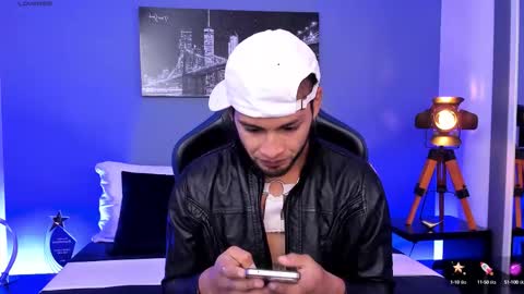 Snapshot of max_conor_ chatting on 09-26-25, 11:47 Max Conor online show from 09-26-25, 11:47