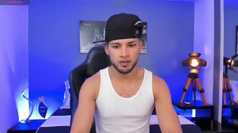 Snapshot of max_conor_ chatting on 10-09-25, 12:03 Max Conor online show from 10-09-25, 12:03