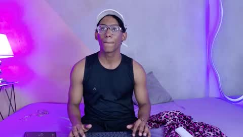 max_cumpower72 online show from 09-14-25, 09:36