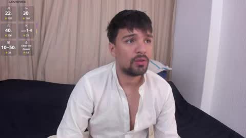 Snapshot of max_ed chatting on 06-10-26, 08:46 edward online show from 06-10-26, 08:46